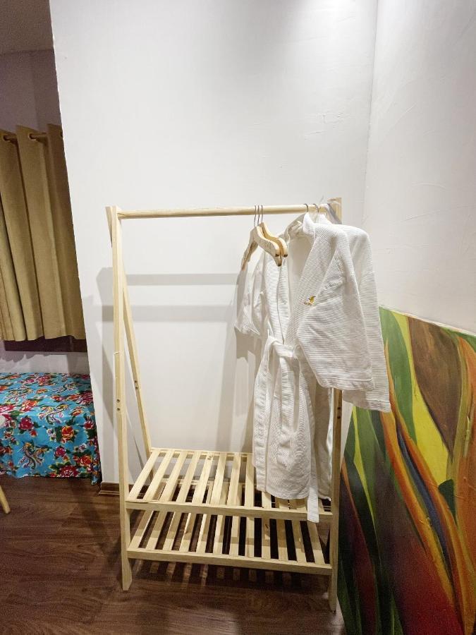 Luna Homestay Hanoi Exteriör bild
