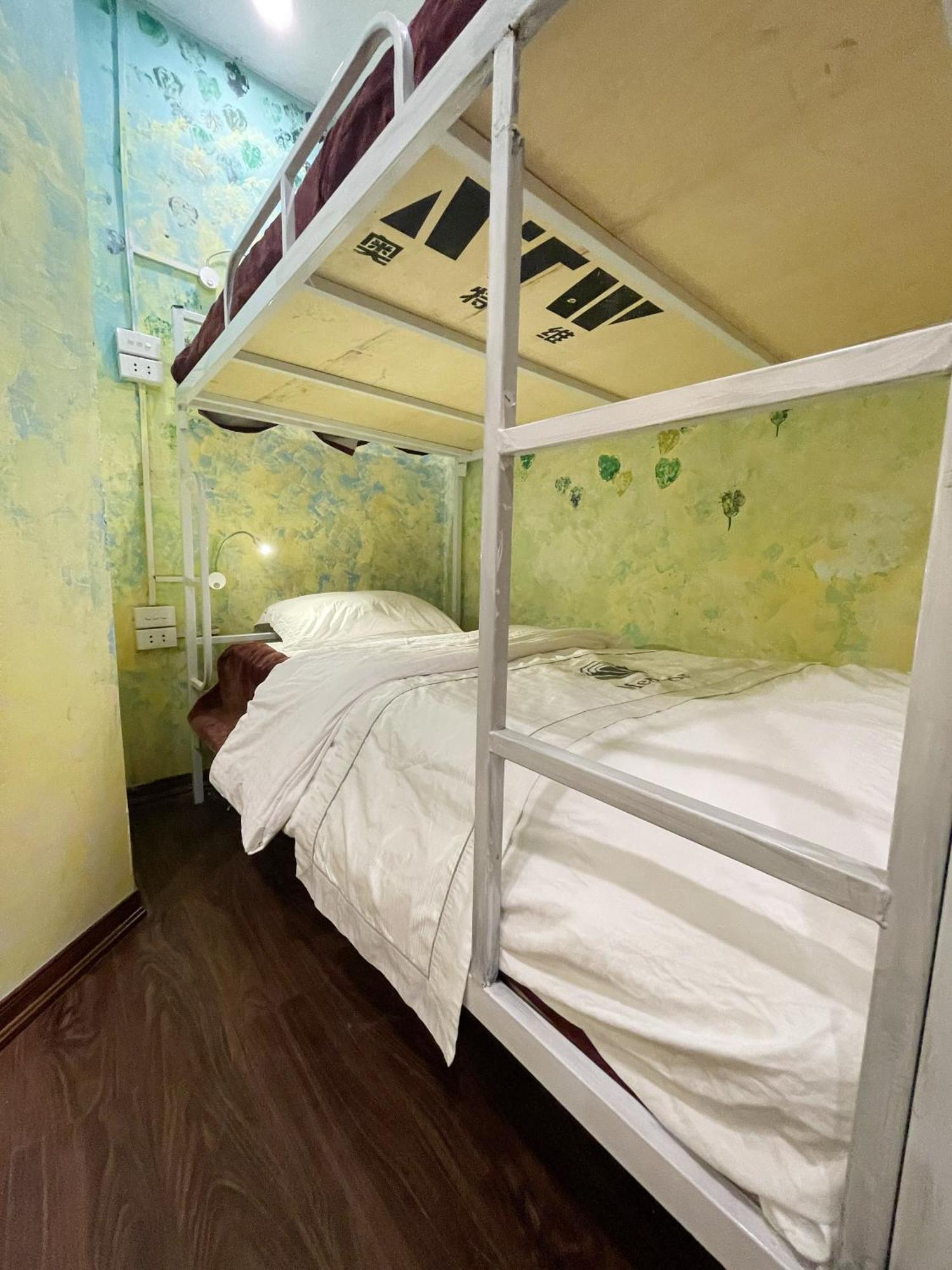 Luna Homestay Hanoi Exteriör bild