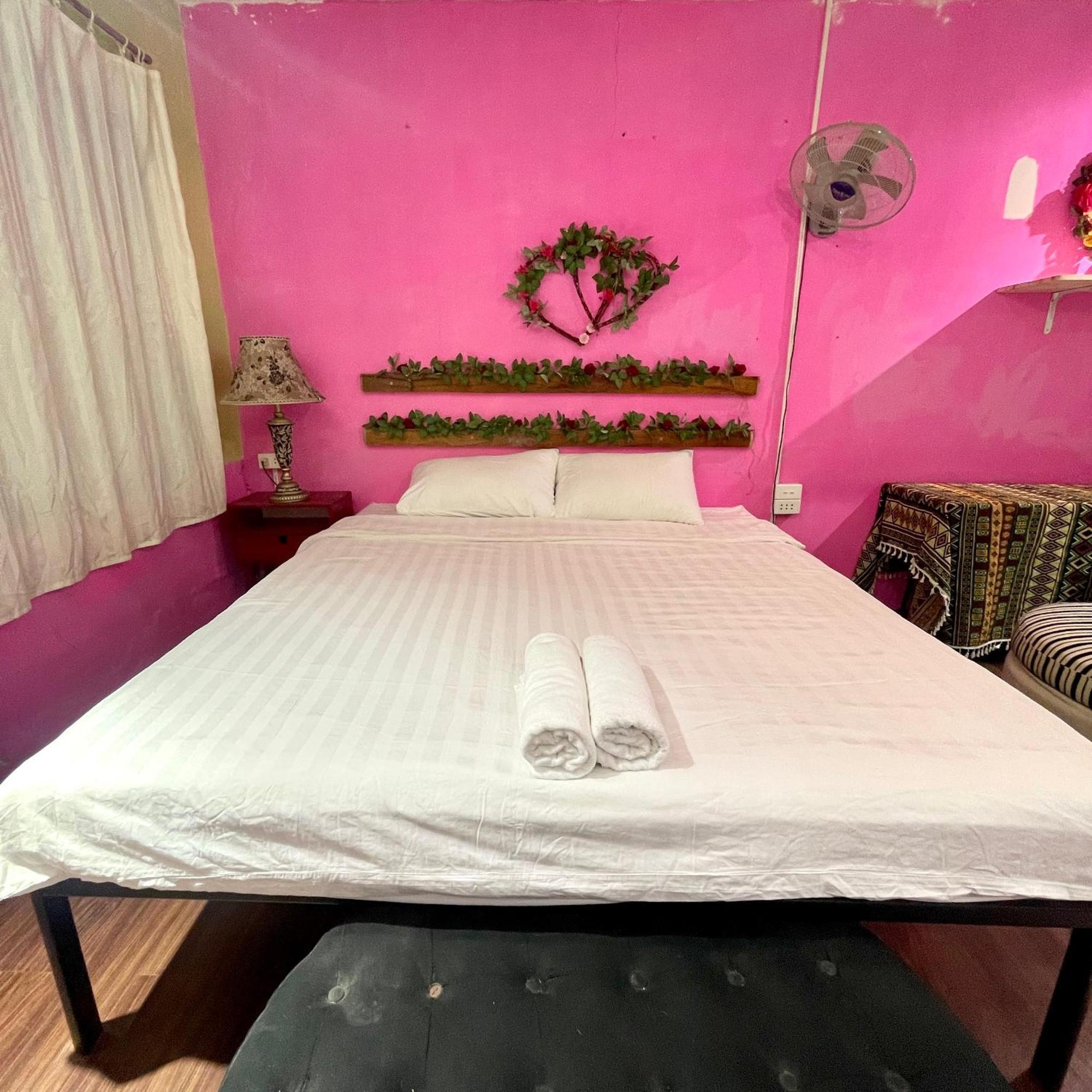 Luna Homestay Hanoi Exteriör bild
