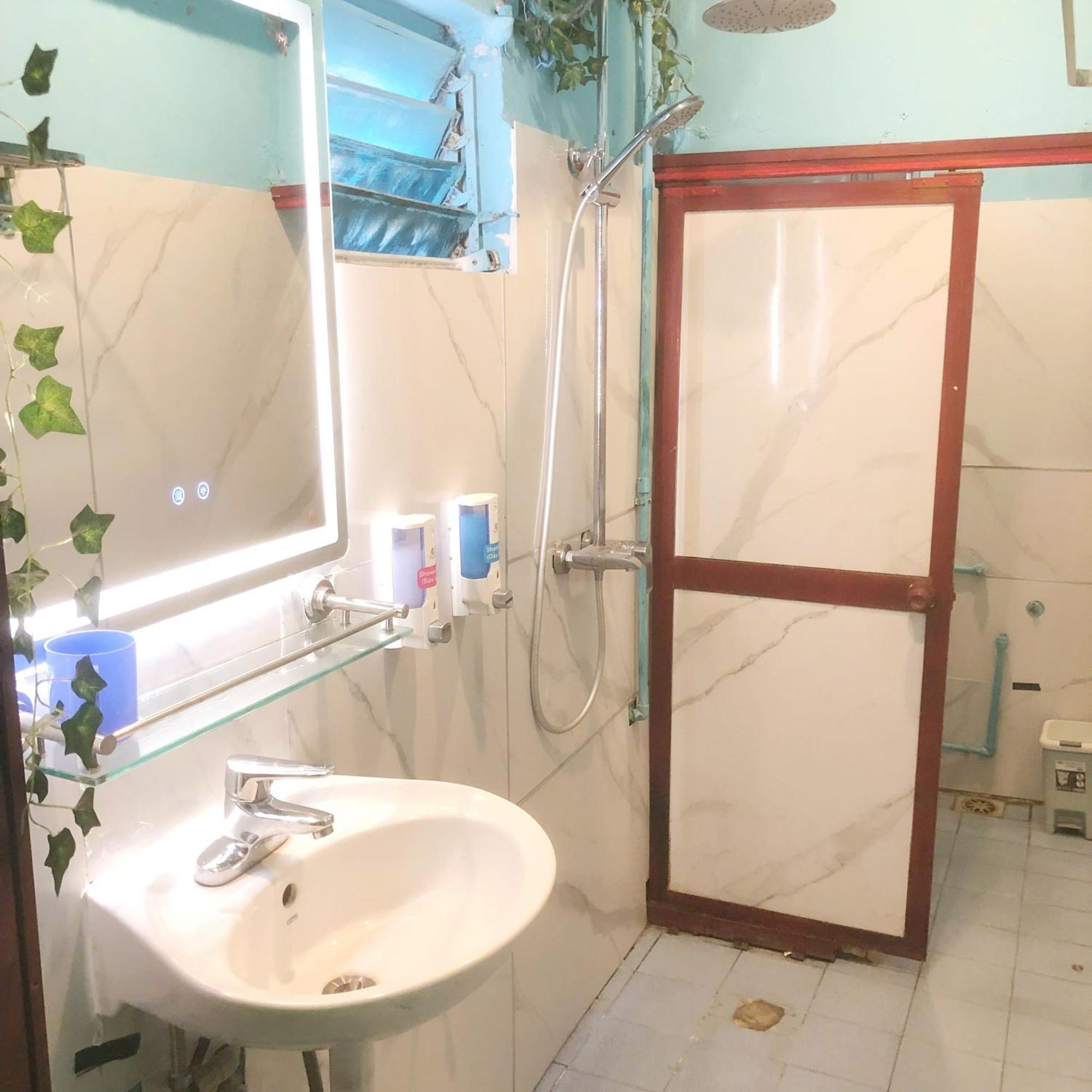 Luna Homestay Hanoi Exteriör bild